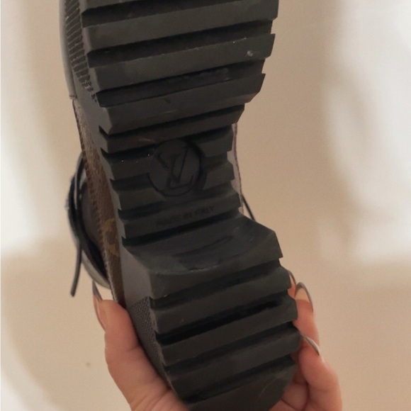 Louis Vuitton Shoes - Louis Vuitton Black and Brown Sole Boots